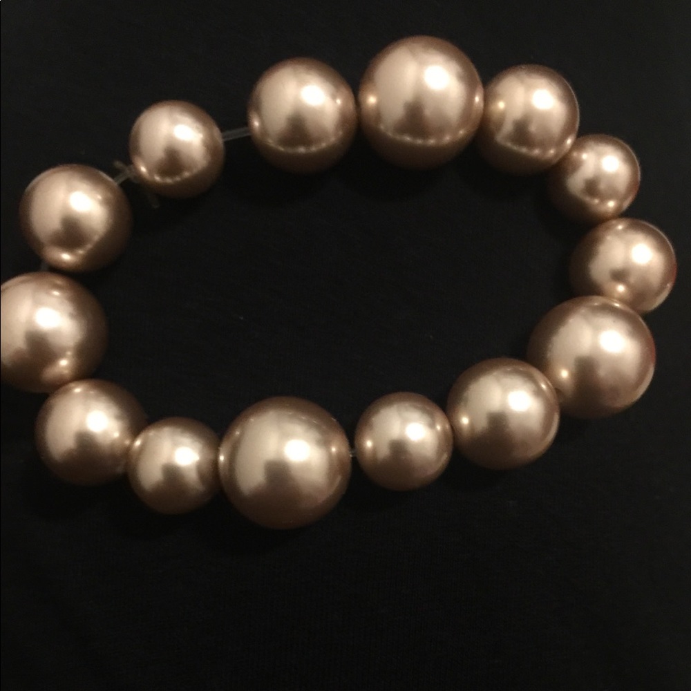Perl bracelet
